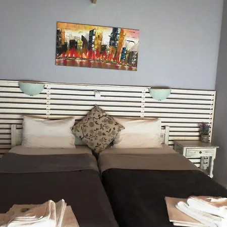 Apartment Bay