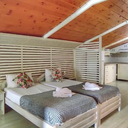 Bay Διαμέρισμα Πευκάρι