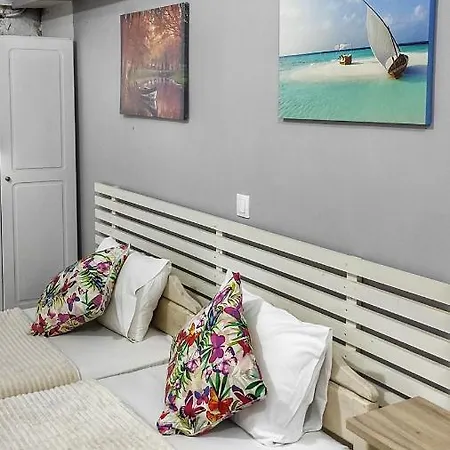Bay Apartment