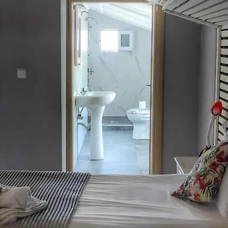 Bay Apartment Pefkari