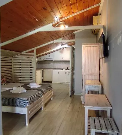 Apartment Bay Pefkari