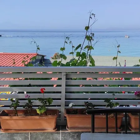 Bay Apartment