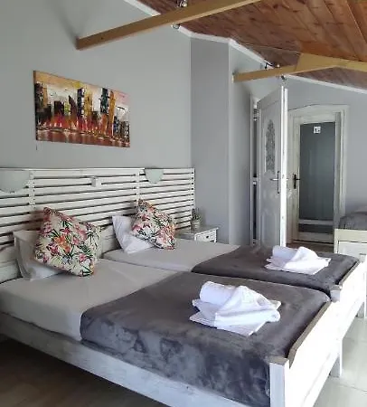 Bay Apartment
