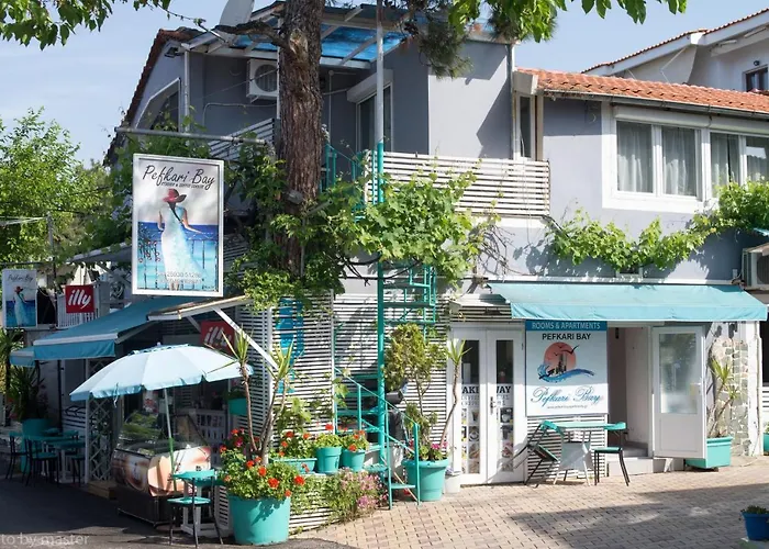 Bay Apartamento Pefkari